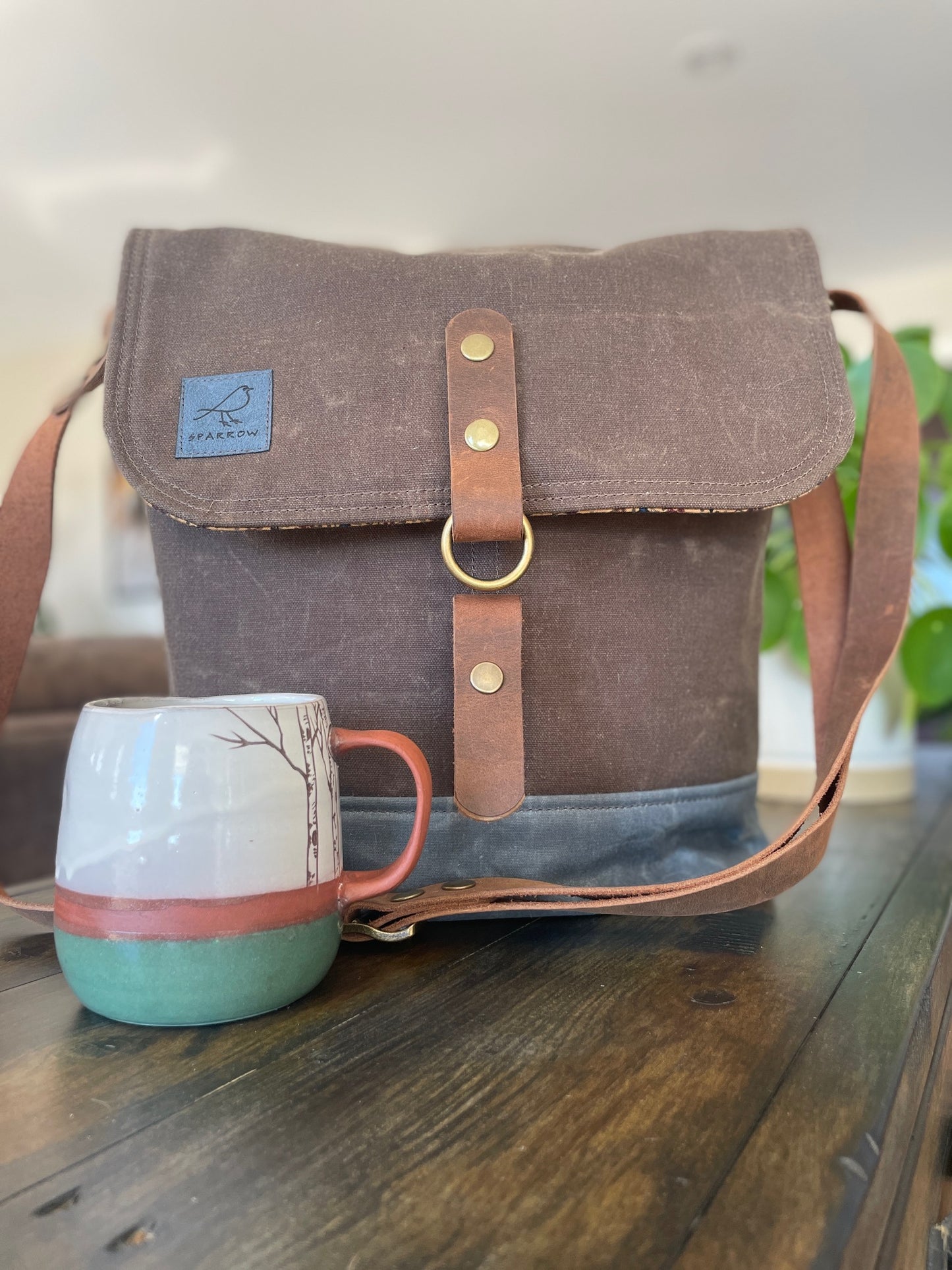 Pukka Messenger Crossbody Bag