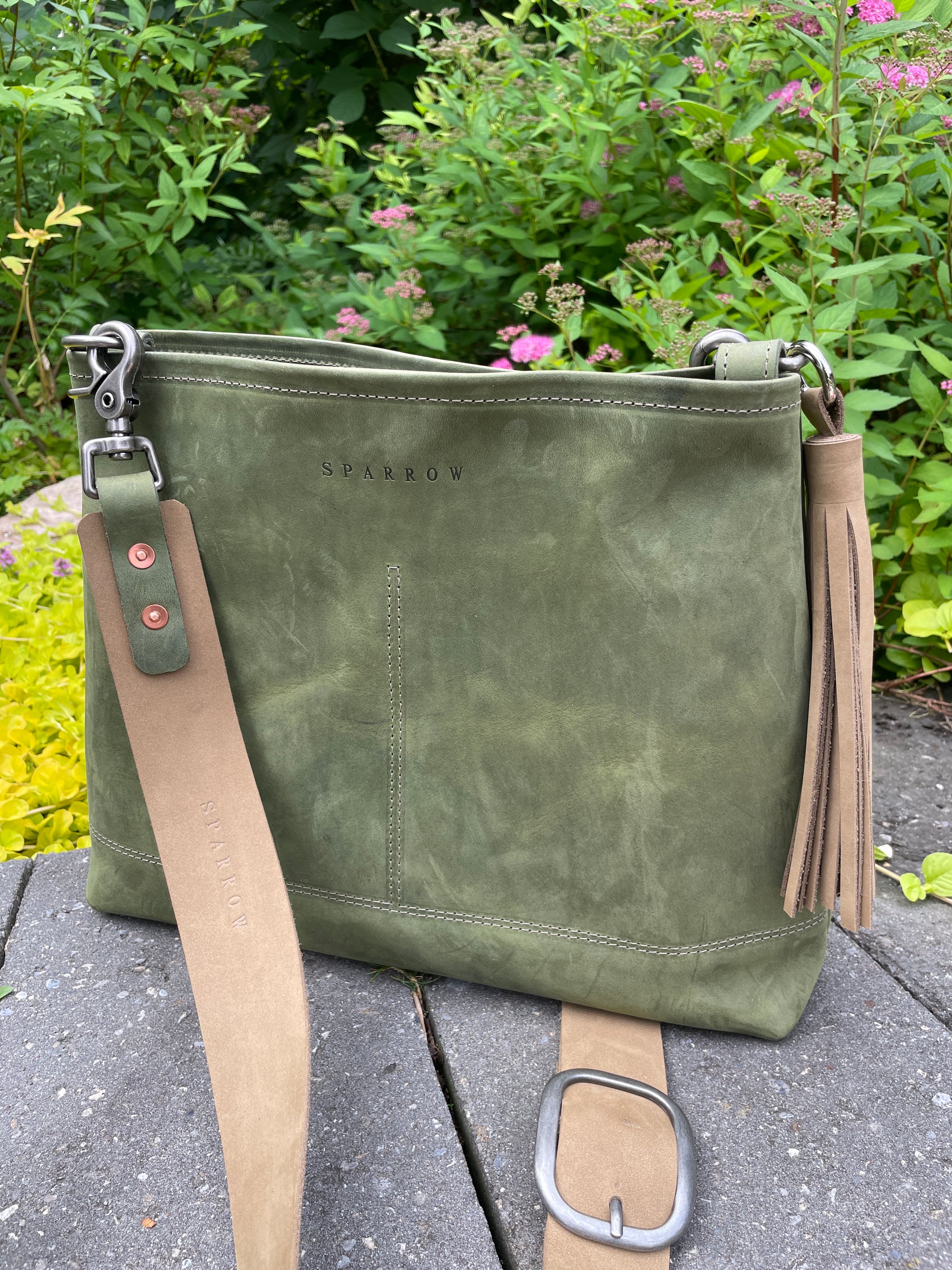 Sierra full-grain leather bag in moss green and buff 