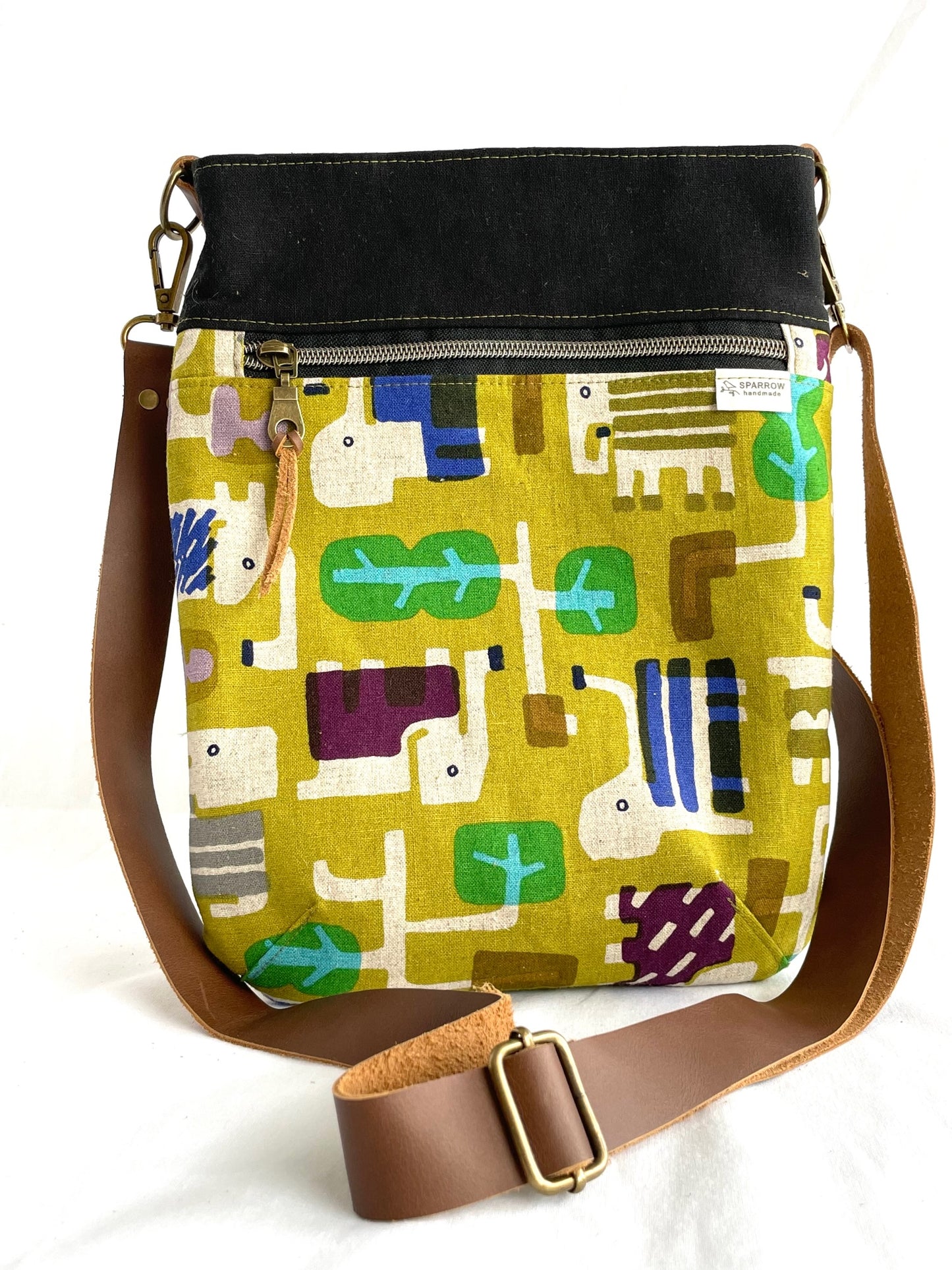 Forage Crossbody